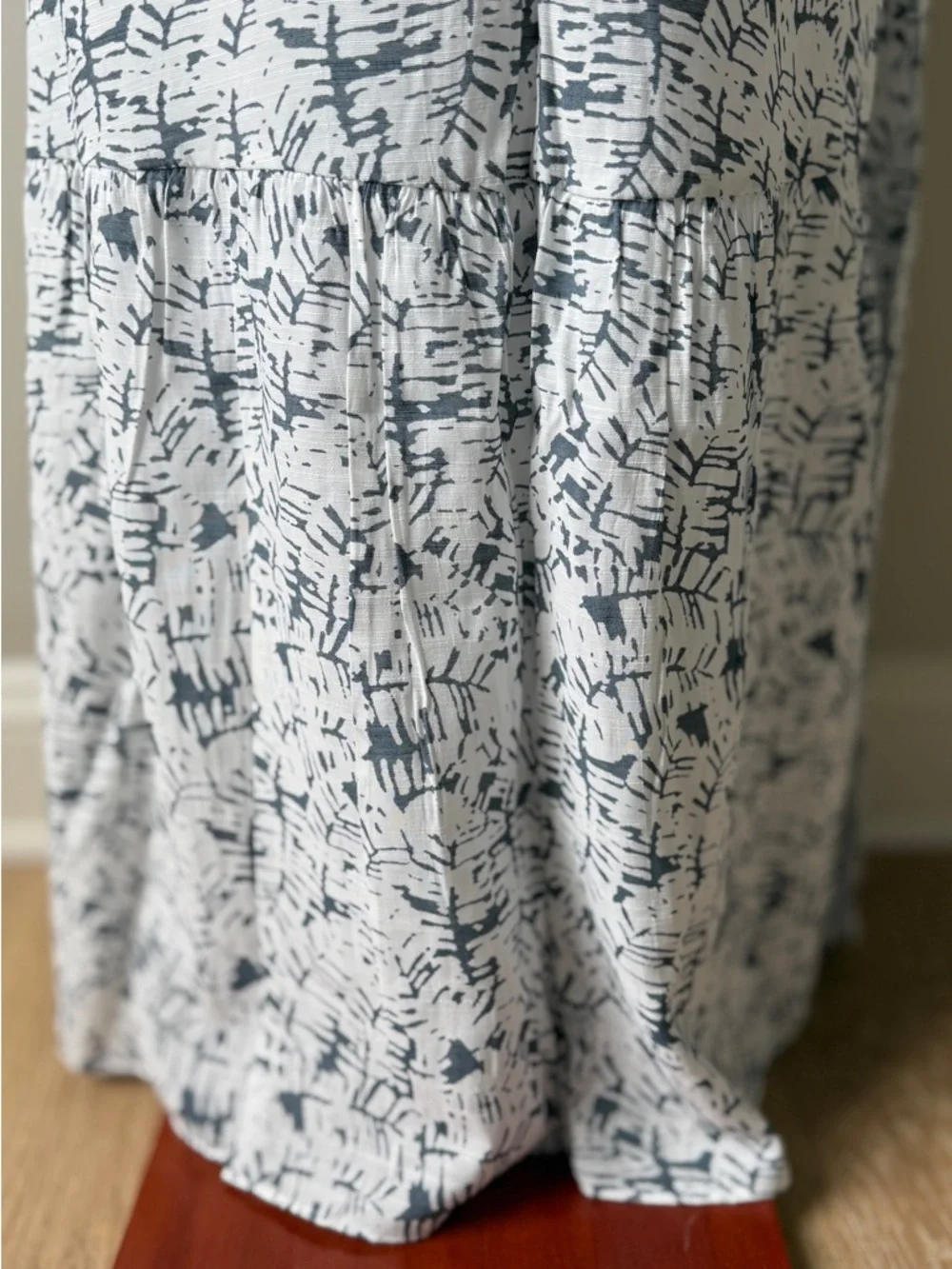 Nine West Sleeveless Maxi Dress White and Navy Abstract Print - Picture 6 of 7